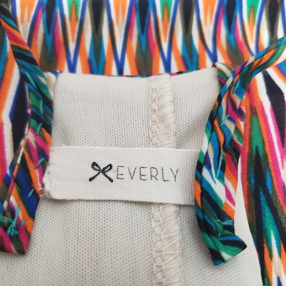 Everly Tiered Dress Sz Small EUC - Picture 6 of 7